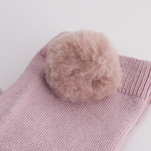 Calcetín alto con pompón suave.DORIAN 3114-3