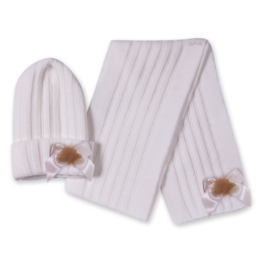 Conjunto gorro, bufanda con lazo de raso y pompón.DORIAN 4030-7